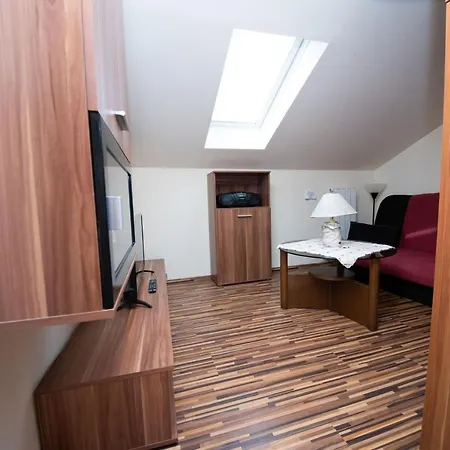 Karina By El-pi Tours Apartment *