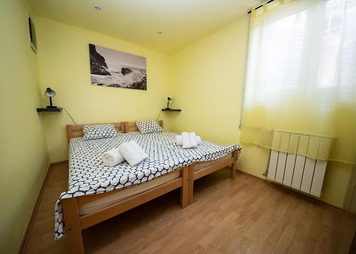 Karina By El-pi Tours * Njivice