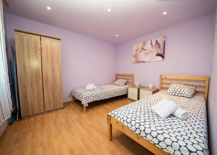 Karina By El-pi Tours Njivice